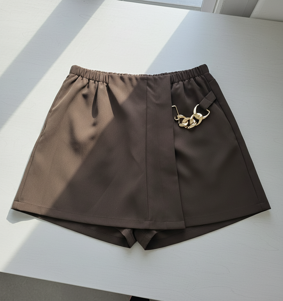 Skort's met gouden detail